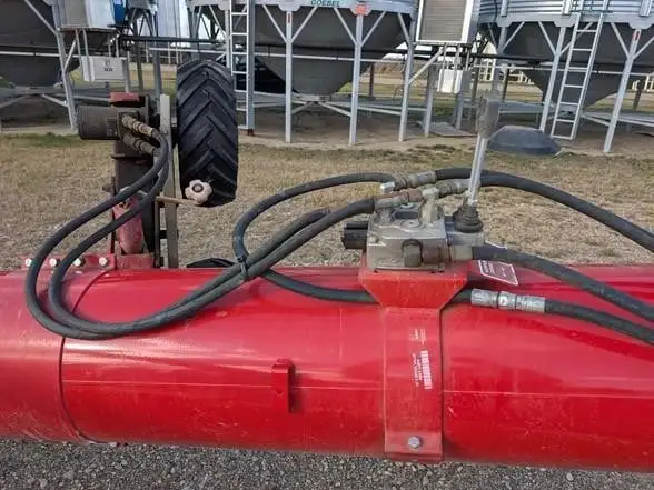 2014 WESTFIELD MKX130-94 in Farming Equipment in Edmonton - Image 10