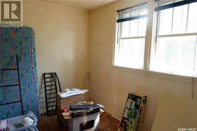 401 6th AVENUE W Assiniboia, Saskatchewan in Houses for Sale in Moose Jaw - Image 14