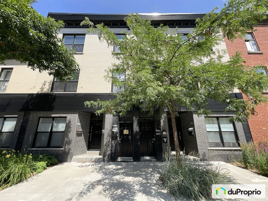 $439,900 - Condominium in Ville-Marie (downtown, old Mtl) — photo 1
