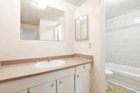 Spacious Parkwood Hills Townhomes & Garden Homes in Nepean, Ottawa Open the door to spacious and aff... (image 5)