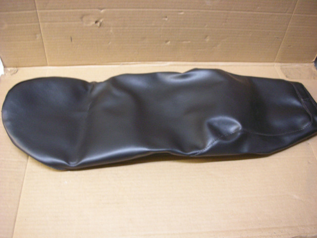 NOS Jobber seat cover 1983/84 VT 500 C Shadow in Other in Stratford - Image 4