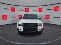 Sunroof, Power Liftgate, Cooled Seats, 360 Camera, Hybrid! Whether you're conquering rugged trails o... (image 2)