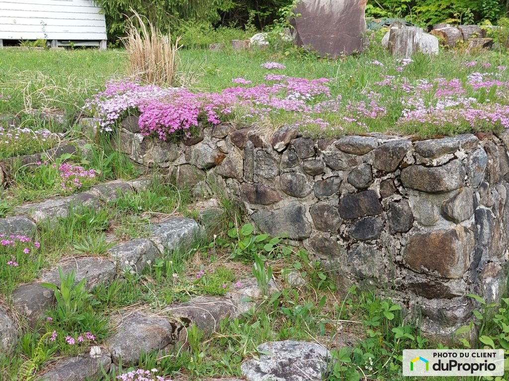 $280,000 - Residential Lot in Ste-Marguerite-Du-Lac-Masson — photo 3