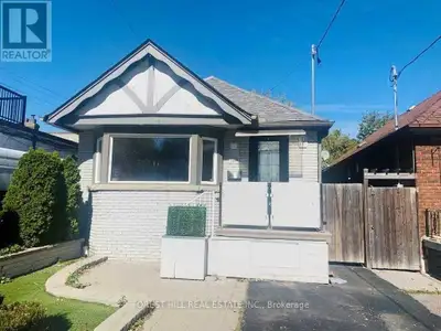194 ROE AVENUE Toronto (Bedford Park-Nortown), Ontario