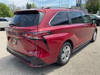 Vehicle Highlights: - Single owner - Well optioned - Well serviced - AWD Very desirable Toyota Sienn... (image 6)