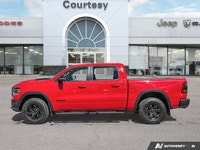 Experience the exhilarating power of the legendary 5.7L HEMI VVT V8 engine with FuelSaver MDS in thi... (image 2)