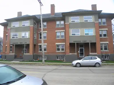 DORCHESTER COURT 162-166 LILAC STREET LARGE 1 BEDROOM