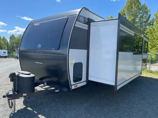 2026 Forest River VIBE EXTREME LITE in Travel Trailers & Campers in Terrace - Image 3