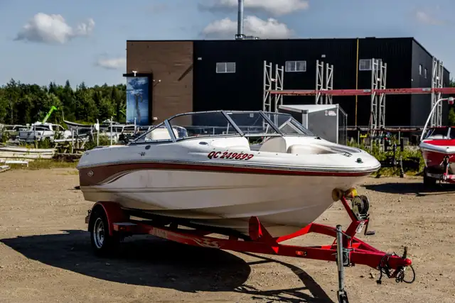 2006 Chaparral 18 SSI in Powerboats & Motorboats in Rimouski / Bas-St-Laurent - Image 5