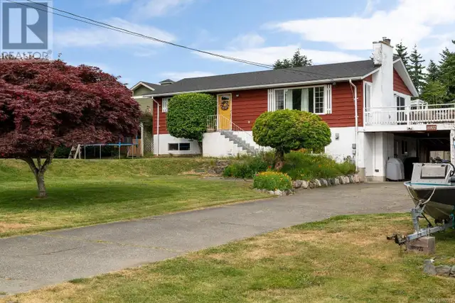 10872 Grandview Rd Saltair, British Columbia62864390244483121