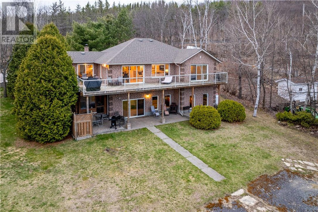 3 Uphill Road Greater Sudbury, Ontario in Houses for Sale in Sudbury - Image 4