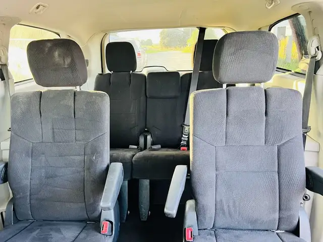 2011 Dodge Grand Caravan 4dr Wagon SXT in Cars & Trucks in Oakville / Halton Region - Image 12