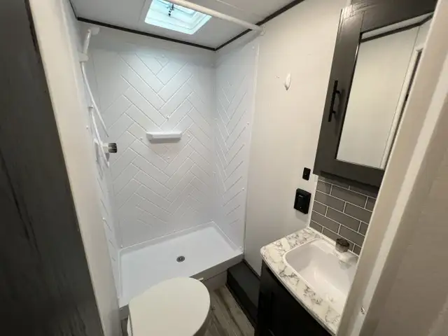 2024 Dutchmen Aspen Trail LE 25BH Bunks - Camper Travel Trailer in Travel Trailers & Campers in Winnipeg - Image 18