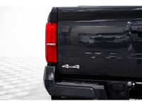TOYOTA TACOMA DOUBLE CAB AUTO 2025 4X4 ROBUSTE MOTEUR TURBO MODERNE ÉCRAN TACTILE AVANCÉ SÉCURITÉ AC... (image 7)