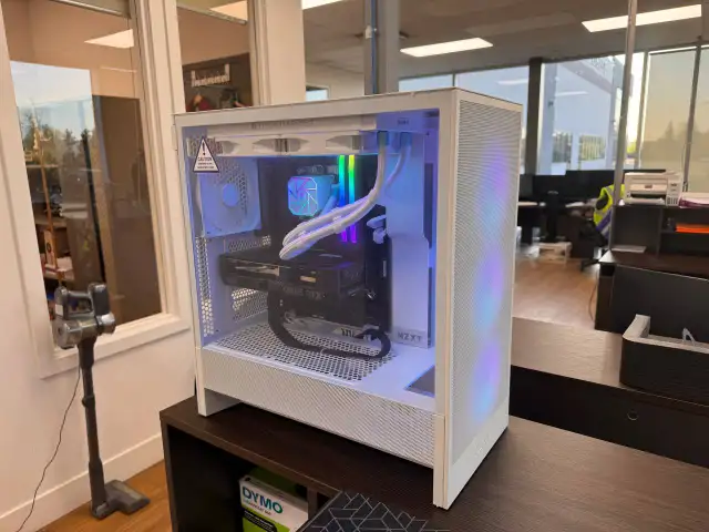 Custom NZXT H5 Flow Gaming PC – Intel i7-13700K, RTX 4060, DDR5 in Desktop Computers in Edmonton - Image 6
