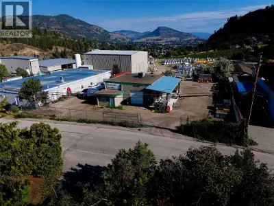 SummerIand ""For Rent or Lease"" $2500 per month 2500 sqft shop with .466 acre of flat land, fully f...