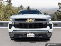 Built for demanding tasks and comfortable journeys alike, this 2025 Chevrolet Silverado 1500 LT Crew... (image 7)