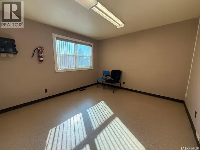 300/302 8th AVENUE W Kindersley, Saskatchewan in Commercial & Office Space for Sale in Saskatoon - Image 26