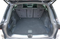 Save over $9700 on this ultra low KM DEMO - Only 7,900KM!! The all-new 2025 Audi Q5 is a masterclass... (image 9)