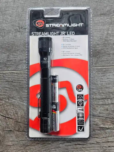 BRAND NEW Streamlight Jr LED Flashlight w/ Batteries & Sheath, View more