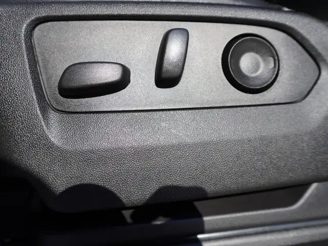 2022 GMC Sierra 1500 ELEVATION PREMIUM 3.0L DURAMAX 4X4, LOADED/ in Cars & Trucks in Winnipeg - Image 22