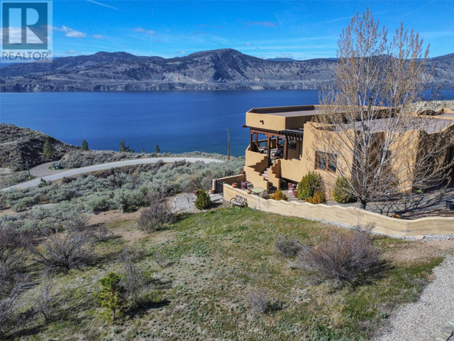 7015 Indian Rock Road Naramata, British Columbia in Houses for Sale in Penticton - Image 2
