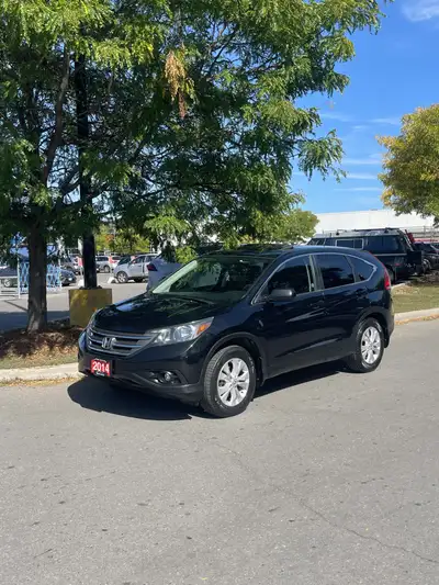 WOW!!CHECK OUT THIS 2014 CR-V FINISHED IN CLASSIC CRYSTAL BLACK PEARL!!2.4L V-TEC 4 CYL!!AUTOMATIC!!...
