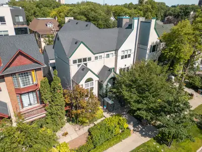 Available June 1-Luxurious Condo for Rent in Osborne Village