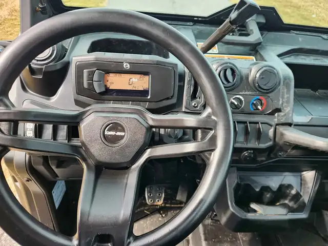 2023 CANAM DEFENDER HD9-GREEN! in ATVs in Dartmouth - Image 10