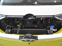 3rd Row Seat, AWD, Adaptive Cruise Control, Blind Spot Monitor, Navigation System, Parking Assist! T... (image 7)