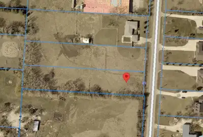 1N//Winnipeg/Offers as received. Discover the perfect blend of privacy, space, and convenience on th...