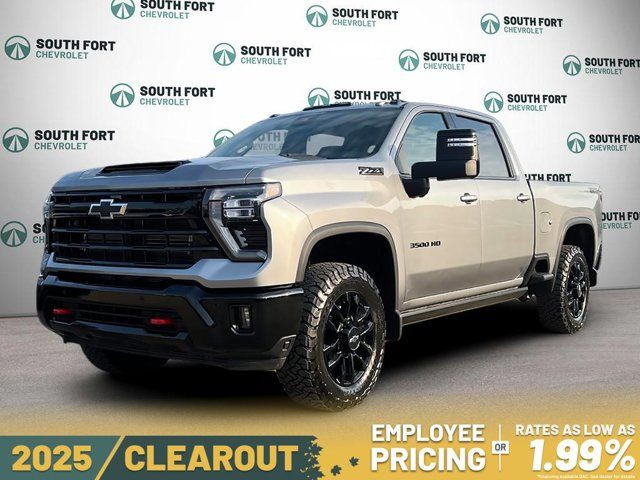 2025 Chevrolet Silverado 3500HD LTZ 4WD Crew Cab in Cars & Trucks in Strathcona County