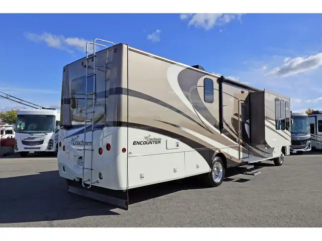 2015 Coachmen Encounter Classe A VR / RV FULL PAINT 3 Extensions in RVs & Motorhomes in Laval / North Shore - Image 37