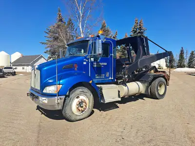 This item(s) are selling by Online Timed Auction Complete Dispersal Auction for Joe & Angie Knobloch...