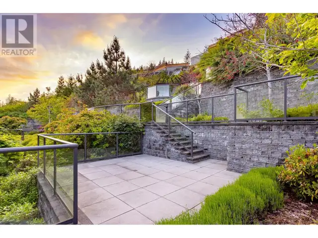 2823 CHIPPENDALE ROAD West Vancouver, British Columbia in Condos for Sale in Downtown-West End - Image 30