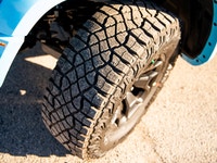 At Renfrew Chrysler you will get the Best Service, the Best Deal and the Best Financing Rates. That... (image 1)