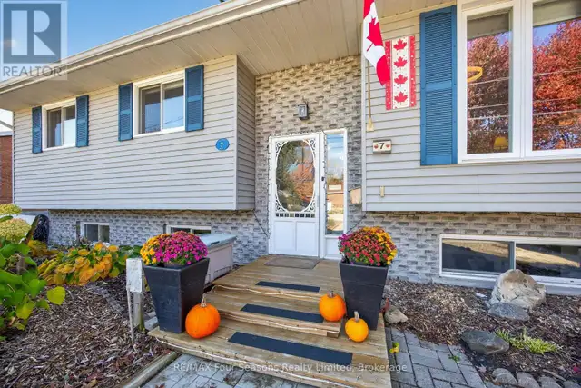 7 BATTEAUX ROAD Clearview (Nottawa), Ontario in Houses for Sale in Ottawa - Image 7