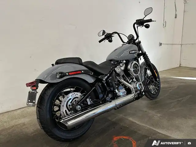 2026 Harley-Davidson STREET BOB in Street, Cruisers & Choppers in Calgary - Image 6