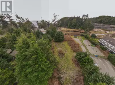 Oceanfront Vacant Lot in the Prestigious Edge Subdivision – Ucluelet, BC Discover a rare opportunity...