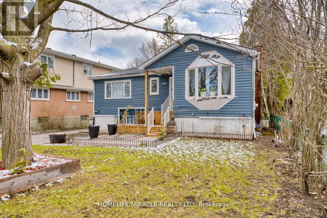 298 ELMWOOD ST Kingston, Ontario in Houses for Sale in Kingston - Image 2