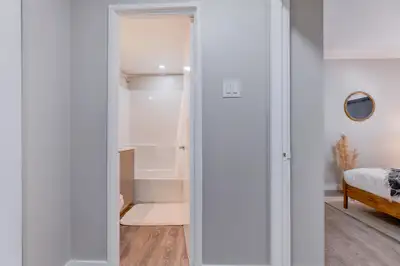 289 Edison Ave- 1 Bedroom