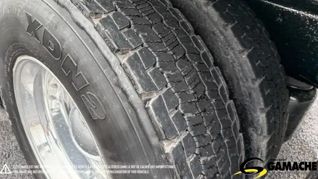 2018 KENWORTH T370 TRUCK DRY BOX VAN WITH TAILGATE in Heavy Trucks in Edmonton - Image 9