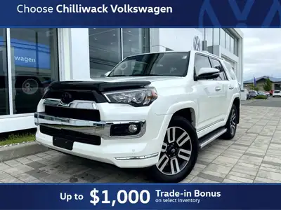 Four Wheel Drive,Tow Hitch,Conventional Spare Tire,Auto-Dimming Rearview Mirror,Premium Synthetic Se...