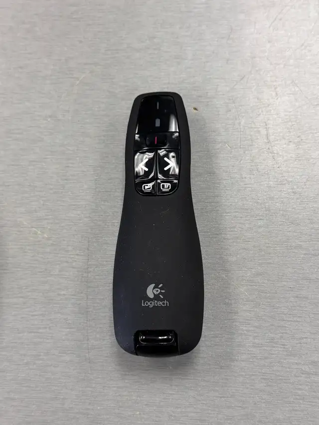 Logitech Wireless Presenter PowerPoint Clicker in Flash Memory & USB Sticks in Mississauga / Peel Region - Image 3