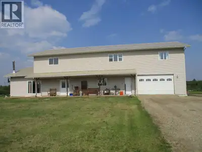 Looking for a small farm or to expand your current farming acres here is your chance! 160 acres with...