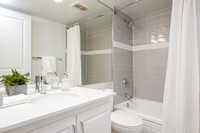 Imperial Towers is an attractively landscaped property with apartments for rent in Barrie with stunn... (image 8)