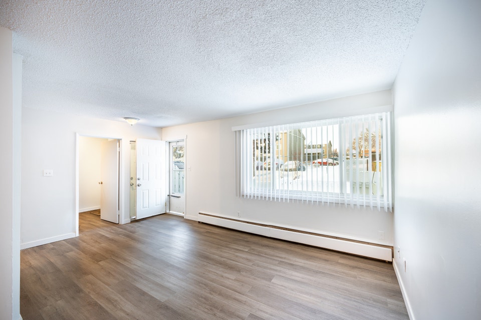 Parkridge Estates - RP - 3 Bedroom Townhome Apartment for Rent 5