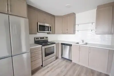 SUBLET! Lease ends April 30th, 2026 - with option to renew! Please call (204)229-3539 to arrange a v...