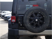 2011 JEEP WRANGLER UNLIMITED SPORT - 6-SPEED MANUAL - BC VEHICLE - HEATED FRONT SEATS - KEYLESS ENTR... (image 8)