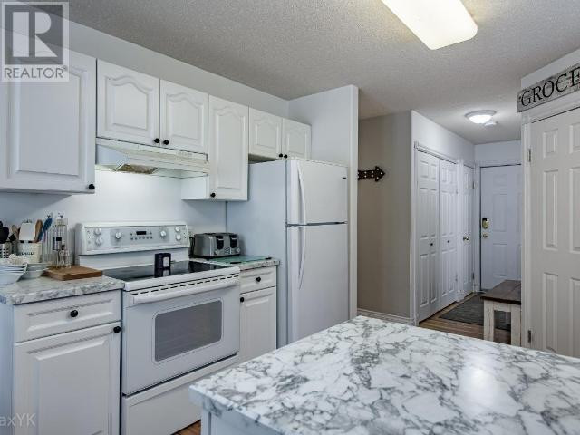 5 FOREMAN COURT Yellowknife, Northwest Territories in Houses for Sale in Yellowknife - Image 2